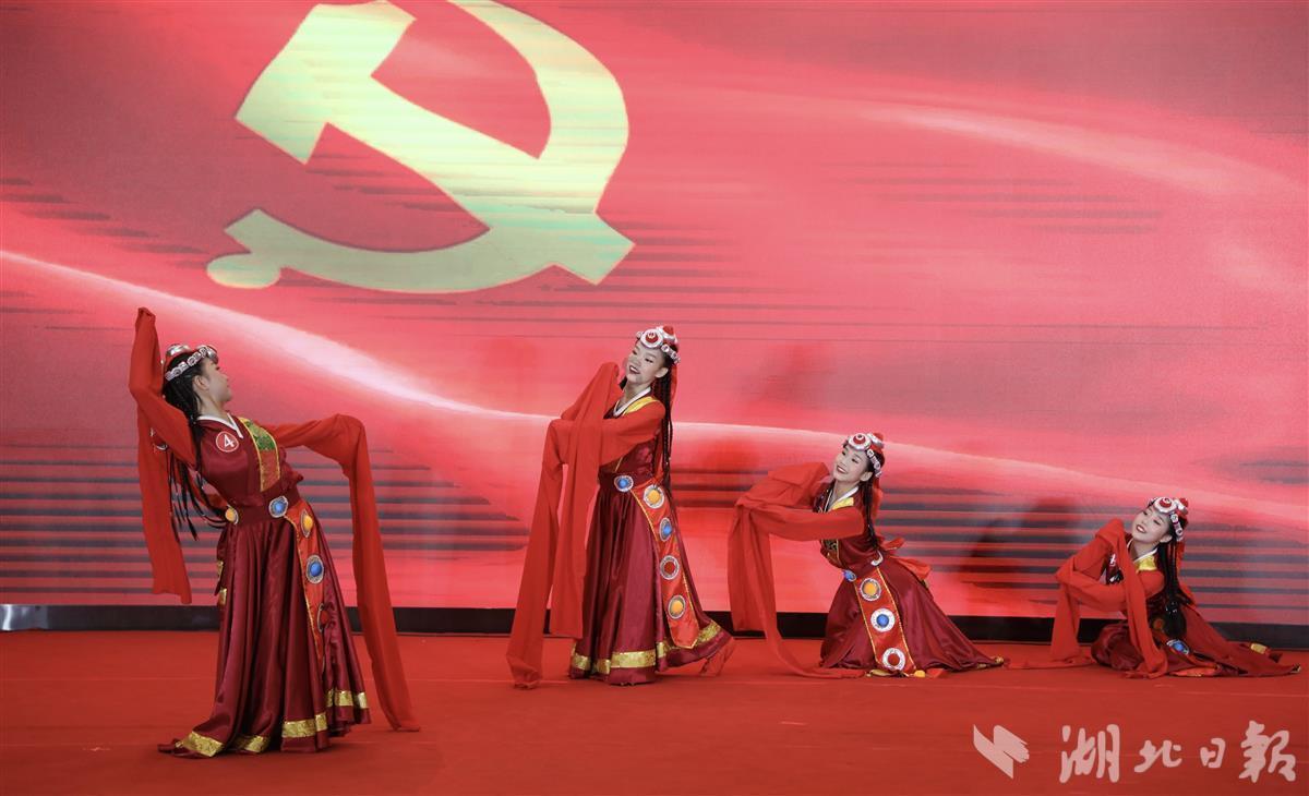 下半身垫高会不会瘦身？游戏画面